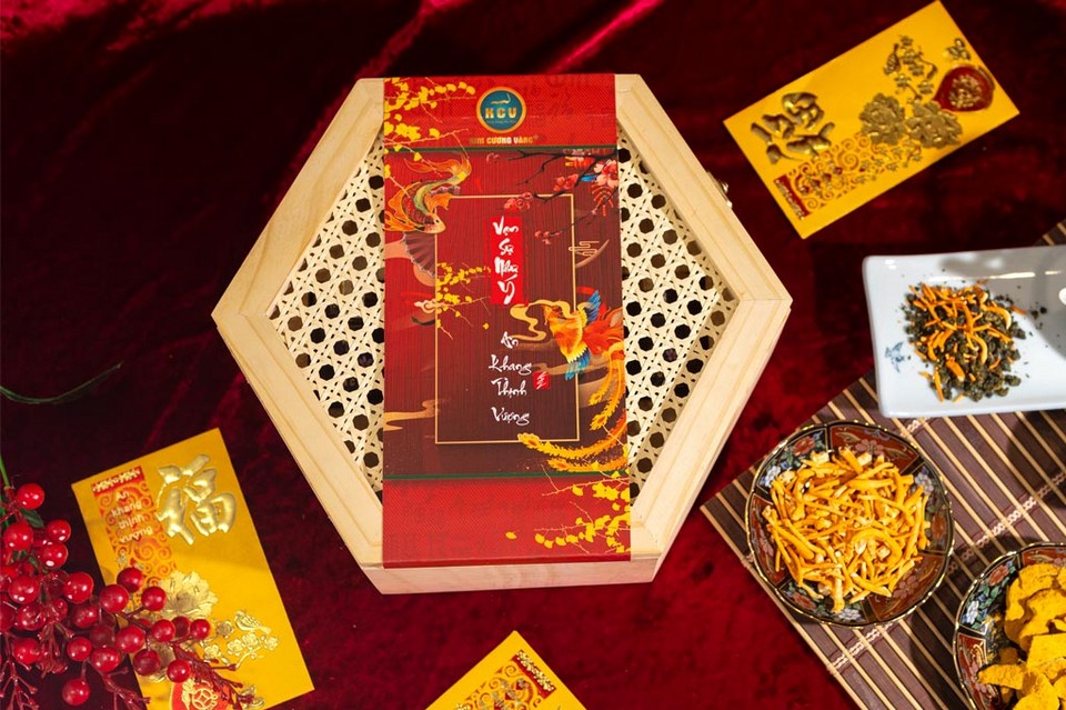 Quà tặng Bình An Kim Cương Vàng 2024