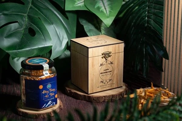 Đông trùng hạ thảo Kim Cương Vàng Store